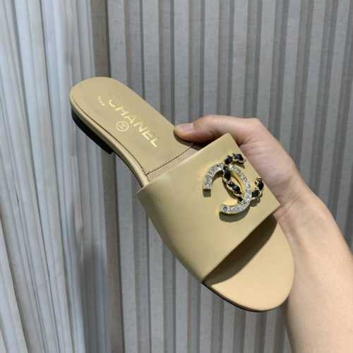 chanel2025 小香春夏新款爆品双C钻扣平底拖鞋 材质：原版小牛皮 内里：原版内里羊皮 垫脚：羊皮 大底：真皮大底 码数:35-41 40 41定