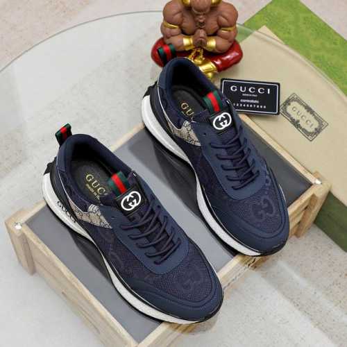 GUCCI 官网男士休闲鞋同步款，鞋面选用牛皮配进口新品牌元素 古奇，彰显不俗的气息，设计简约套脚款型 超级百搭 内里头层皮。橡胶发泡大底 ，码数38-44