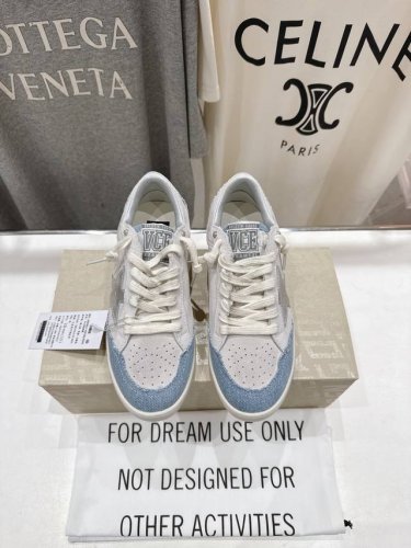 顶级版本 Ggdb~~Golden Goose Deluxe Bran d# 全网最好版本不服来比 # ggdb Snerkers系列~~火红程度上怼小白鞋 下