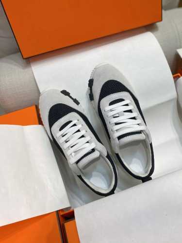 上新Herme* H家新款爱马*Bouncing运动鞋 ZP购入，顶级原单品质，市面最高版本，出厂价批 原版开模大底。一分钱一分货，真材实料，无论是皮料、楦型、