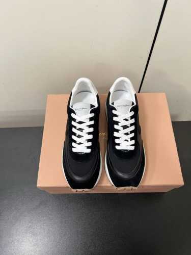 Gianvitorossi吉安维托罗西 25新款情侣老爹鞋 情侣复古休闲鞋 原单品质阿甘鞋 众多明星博士们种草的最佳运动鞋之一超级复古百搭好看 超舒适感超级爆！