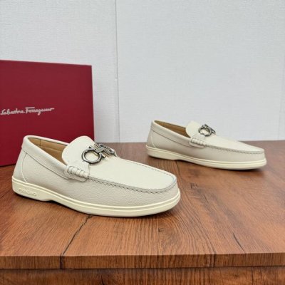 工厂P价 Ferragam菲拉格慕新款男士驾车鞋，一脚蹬百搭软皮乐福鞋清凉来袭！面料采用全进口牛皮，看得见的质感，重工车线，内里本染小牛皮，标配Logo牛皮垫脚