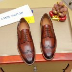 Louis Vuitton 路易威登 新款官网爆款！原版一比一复刻，那种沉稳内涵儒雅的品味无法言喻的开启时尚鞋履的旅程从容应对各种场合！大牌的气势不言而明！上脚