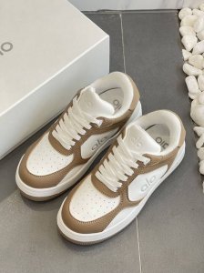 橙子出厂价p alo 拼色小白鞋 厚底运动鞋 休闲鞋板鞋 百搭之王神级单品 Alo比耐克更懂女生 上脚超级百搭 而且超级舒适 是厚底款但是上脚一点都不沉重 非常