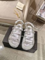 冲量价: * 52100 精致双C钻扣原板开发 鞋面 进口羊皮 内里 丝绸羊皮 垫脚 丝绸羊皮 大底 超辕三件套组合大底 码数 35-42订做40-41-42