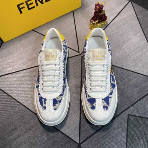 工厂价: Fendi 芬迪 男士最新款休闲鞋！专柜同步上市！原版一比一复刻。全进口官网一比一牛皮面料。内里采用头层顶级羊皮，原版原厂特供橡胶大底。引领时尚新概念