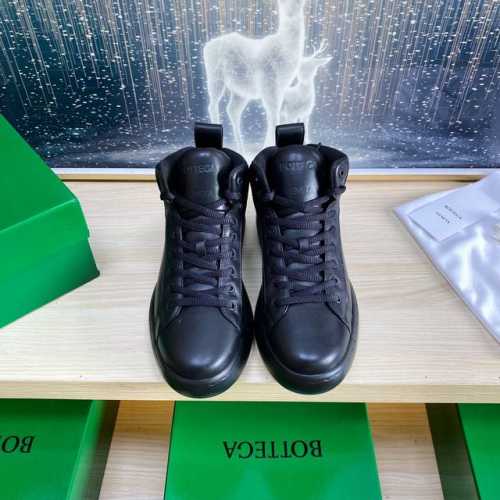 出厂 休闲 男款 BV面板鞋 手工制造 BV 小牛皮 搭配 科技面料 原生态皮 这款经典款 简直bv最新天花板啦 双色彩色百搭 皮实耐玩 厚底 手工而成 高档舒