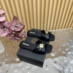 versace范思哲 蝴蝶结真丝拖鞋 _______________________ 海外热销冠军 Yb一致原鞋开发楦型 各大时尚博主及明星、网红、已经人手一对