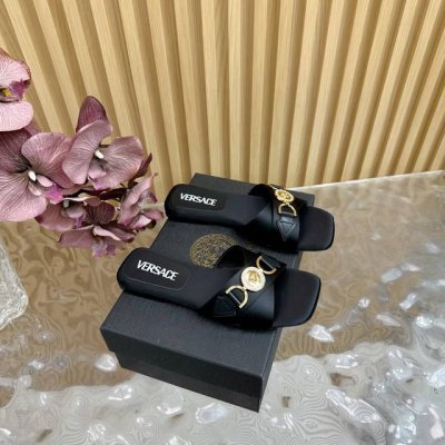 versace范思哲 蝴蝶结真丝拖鞋 _______________________ 海外热销冠军 Yb一致原鞋开发楦型 各大时尚博主及明星、网红、已经人手一对