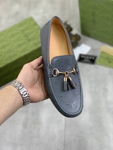 工厂价 实价 古奇gucci 新款经典豆豆鞋；香港原单顶级 精湛工艺 顶级质量高端精品男士休豆豆鞋 英伦时尚风 鞋面采用意大利进口漆皮，舒适透气全进口柔软猪皮内