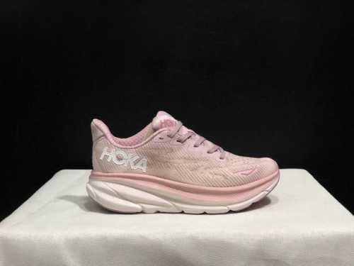 顶级版本Hoka One One Clifton9 克利夫顿 低帮跑步鞋男女同款 码数：36-46码 含半码 编码: 1147833-Ddw 全套得物包装：毒卡
