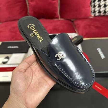 深蓝 chanel香奈儿今年最乐福鞋 全色系全线出货中 35-40 后空 包跟 拖鞋 - 点击图像关闭