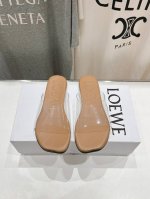 高版本出厂270 Loewe 罗意威2025 Ss新品复古风平底沙滩拖鞋～小红书、外网火爆款 最近大热的一款拖鞋 超级可爱 时髦精绝对不能错过的必入款，没有任何