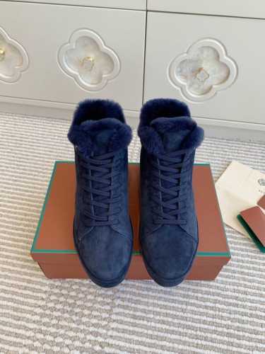 批低帮340 高帮 男款20 Loro Piana Lp新款羊毛运动鞋低帮 高帮休闲板鞋 舒适百搭自带慵懒的高级感明星、时尚博主的私服街拍神器 材质：对版甄选羊