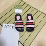 橙子出厂价p gucci 古驰春夏新款 沙滩拖鞋 一字拖 休闲凉拖 情侣款 码数 36-45