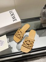 2025最新罗意威Loewe Ss夏季限定镂空拖鞋，上脚真的太美了！！！强烈推荐，超级懒人拖，明星博主同款！ 面料：进口羊皮 黑，白，杏，红，粉，五个色 里料:
