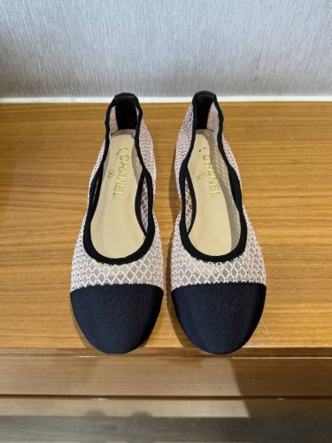 顶级品质 Chanel Ss25 New Arrival～ 小香春夏新款网纱芭蕾舞鞋 法式优雅～精致得不可方物～绝美单品 鞋面网纱烫钻+沙丁布 羊皮垫脚 意大利