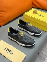 商品名称：Fendi 芬迪 正规码数: 38-44 套脚鞋 商品材料：精选 牛皮鞋面，柔软羊皮内里；原厂大底。