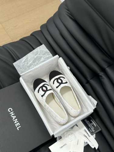 新色上新 新版本Chanel 渔夫鞋 重磅来袭配送全套顶级包装 我家的渔夫鞋质量不多介绍了哈，拿过的都知道！原版定制的鞋面，并且我家的大底是原版半透明大底，不透