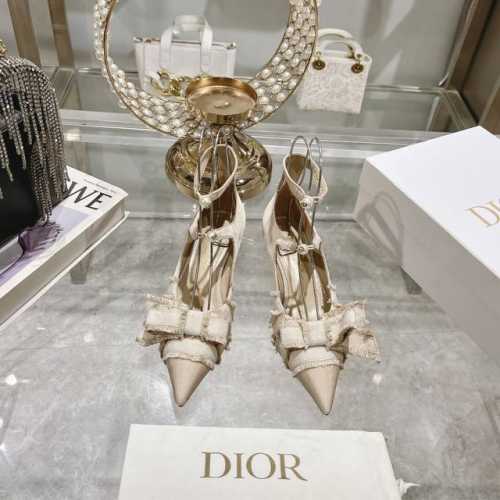 出厂 流苏织带女鞋 Dior 迪奥 2024秋季走秀新款adiorble女鞋 Cd明星同款时尚流苏蝴蝶结尖头珍珠字母logo五金扣平底凉鞋鞋市面顶级高端版本 原