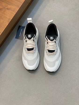 新品Dolce&GabbanaDG高端男士运动休闲鞋。顶级专柜原单货。原版进口牛皮 多种材质拼接设计进口牛皮内里 牛皮垫脚原版TPR弹力大底。Size：39-4 - 点击图像关闭