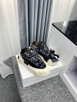 不配彩色鞋带 配6对彩色鞋带 Xvessel Smilence 隐藏款盲盒大头鞋；吴建豪乞丐鞋；面包帆布鞋；老爹鞋~~ 最爆单品，M多明星同款，百搭舒适 原版细