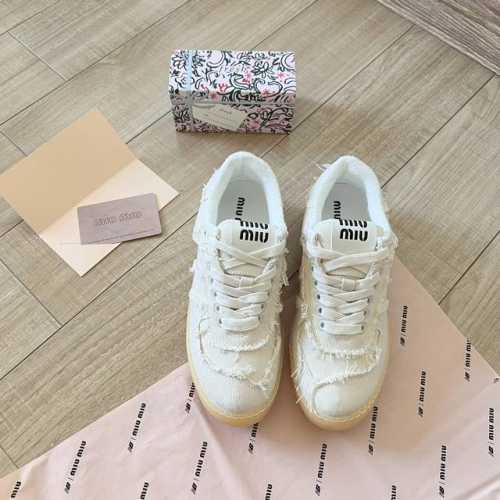 女款 Miumiu 2024顶级专柜 新款限定 官网上新 独家首发 Miiu 24Ss德训鞋 Miu鞋控 Miu德训 Miu潮鞋 Ins穿搭时尚 小红书推荐 M