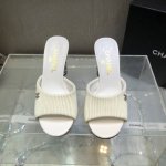 Chane*｜小香25p春夏新品系列水钻高跟拖鞋时尚性感美得让人窒息！ 又不失时尚现代感，透出丝丝优雅魅力！ 这款鞋满足了女生对高跟鞋的所有幻想 既有少女感，也