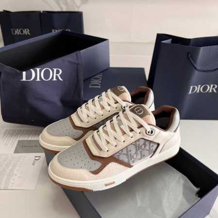 DIO*R 新款年官网春夏最新B27绝非市场通货、头层牛皮 定制精致3D电绣、油边工艺TPU大底 码数:女35-40 男38-45 46定做 - 点击图像关闭