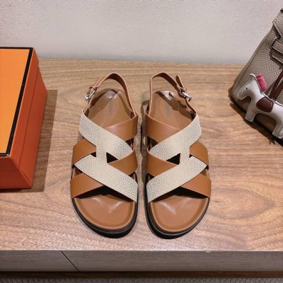 herme S Ss25 New Arrival～ 专柜大热情侣款，H家配货首选鞋履！ 是爱马仕经典款 每一季都会出很多颜色 绝对是最值得买的配货之一 有遇到的
