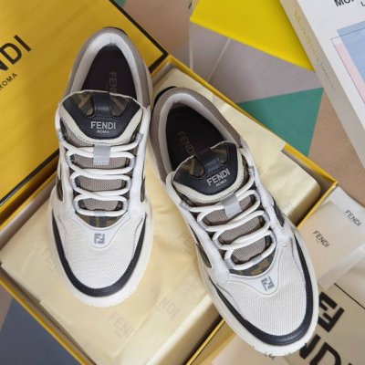 顶级版本 男款 fendi 芬迪 最新 Force系列 Ff厚底 休闲 运动鞋 板鞋 原版购入开发 做货 这款 Force系带低帮鞋 白色全粒面皮革以及白色和棕