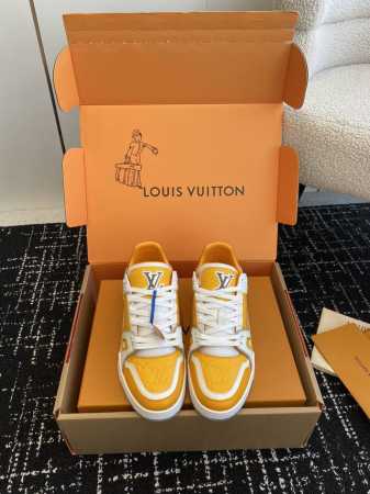 代购级 官网同步盒包装 Louis Vuitton 24ss 驴家的爆款！trainer板鞋，每个人都必须入的款，绝不后悔！ 超级百搭高级！什么衣服都好搭。最主 - 点击图像关闭