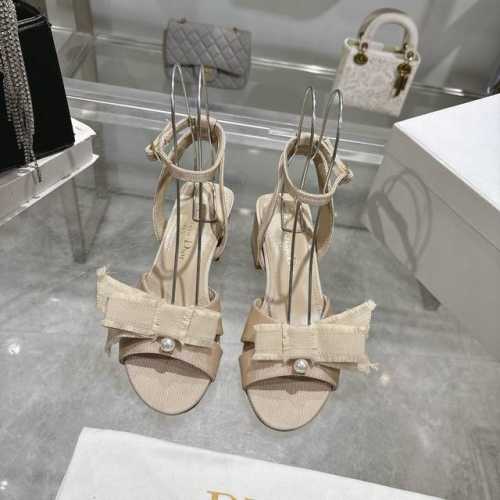 出厂 流苏织带女鞋 Dior 迪奥 2024春夏走秀新款Adiorble女鞋 CD明星同款时尚流苏蝴蝶结方头珍珠字母logo五金扣高跟中空凉鞋 市面顶级高端版本