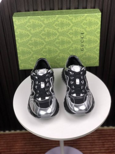 男款 39-45 出厂价Pp男 顶级版 Gucci古奇古驰老爹鞋 顶级版本 代购级别 原单品质 G家 老爹鞋男女码情侣款，3D打印，经典万年款，顶级套楦工艺 油