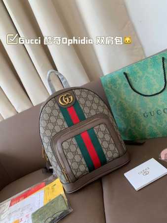 无盒 Gucci 酷奇Ophidia 老花双肩包 老花+红绿配色简直一绝 上身很舒服不压身，超级实用！ 日常通勤，出门旅行必备哦 尺寸23*29 - 点击图像关闭