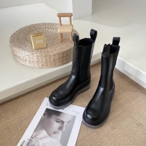 出厂 Bottega Veneta 顶级专柜 官网同步 Bv葆爹天团全系 经典矮筒 中筒靴 真正的经典 永不过时 葆爹穿搭 时尚最前沿 原标 原盒 正确版本 进