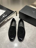 Giuseppe Zanotti 男士高端真皮大底经典男士商务皮鞋 进口原版牛皮 水染头层牛里 进口真皮大底 专业严谨工艺 注重细节 彰显尊贵绅士品味 size