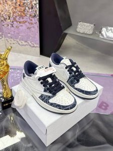 实价不让利 迪奥联名Nike耐克系列 2025新颜色 小红书爆款 卖疯了情侣款 耐克联名迪奥 绝对的设计 Nk Sb Dunk Low Dio.R联名-周年高端