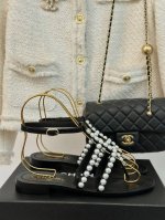 厂价 Chane*｜小香24P新品 双c珍珠凉鞋！ 鞋面采用定制进口羊皮 内里踮脚均为丝绸羊皮 意大利进口牛皮大底 Size：35-39 40 41定制