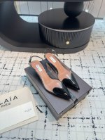 顶级版本新款最新爆品小红书火推Alaia High Love爱心细跟凉拖系列！ “Designerofdesigners”更影响着很多人的风格！这些Alaia的