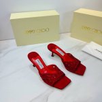 Jimmy Choo 吉米周 是一个非常全面之尊贵时尚生活品牌， 香港,美国等大时尚博主及明星的同款表带女士高跟，中跟，平跟后空凉鞋系列。 澳大利亚尖头 圆头，