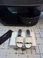 celine 赛琳早春新款春夏新品凯旋门罗马粗跟拖鞋 非常高级的一款凯旋门设计极具品牌辨识度 超级好看百搭 好少女 鞋面 进口漆皮 内里 进口山羊皮 大底 进口