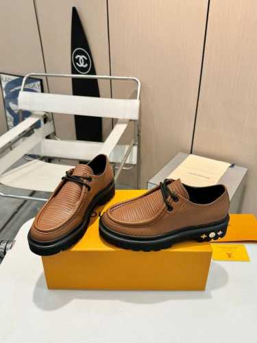 情侣必备！Lv 乐福鞋，爱与品质同行 有哪个时尚精能拒绝一双经典 Lv 呢？创立于 1854 年的路易威登，以卓越品质、创新设计和精湛工艺成为时尚界的传奇，承载