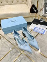 PRADR 普拉达 上新出厂价 进口真皮底 仿真皮底 Prad* Raf simons x 2024 aw 早春最新T台走秀粗跟系列款 鞋面：进口真丝面 内里：