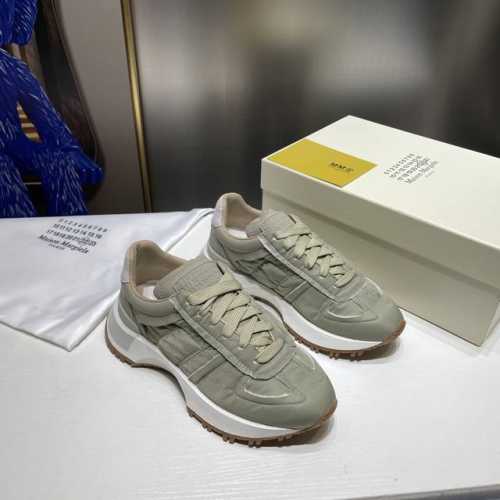 橙子出厂价 MM6 Maison Margiela 马吉拉 老爹鞋运动鞋 情侣款 自认为是今年最好看的老爹鞋，视觉上没有其他老爹鞋那么笨重，但又非常显腿细，上脚