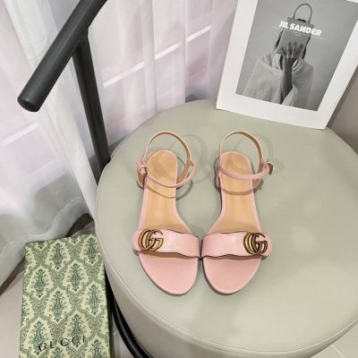 橙子出厂价p gucci 古驰2025新款 经典一字带搭扣平底凉鞋 时装周新款 小红书抢先热搜 凉鞋经典 古驰专属 码数 35-42