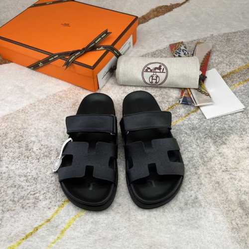 出厂价Pp：女款330 男款10 品牌：Hermes 编号：H8018-210199 颜色：八个色 码数:35一40 38-45 鞋面材质：进口Epsom皮 大