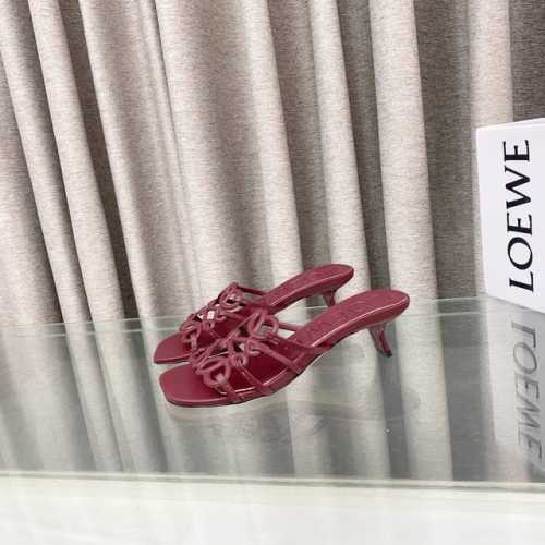 2025 最新罗意威Loewe Ss夏季限定镂空拖鞋 上脚真的太美了 强烈推荐 超级懒人拖 明星博主同款 面料 进口羊皮 里料:进口羊皮 大底:真皮注塑透染底