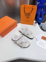 出厂 Hermes爱马仕Chypre系列 老舅鞋 二舅毛拖鞋 魔术贴毛拖鞋 原版购入开发 做货 爱马仕Chypre系列 毛茸茸的 敲可爱的，踩云脚感，光脚或者搭