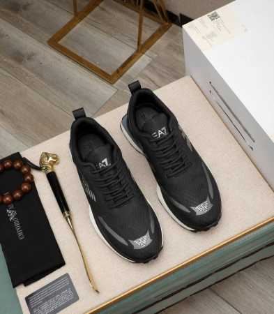 出厂价 Armani 阿玛尼 2024年官网最新款 专柜同款新品休闲鞋 席卷全球 进口意大利小牛皮面料 上脚效果非常赞 原单品质 码数:38–44 - 点击图像关闭
